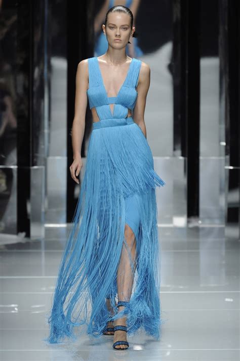 versace cocktail dresses 2011|Versace Spring 2011 Ready.